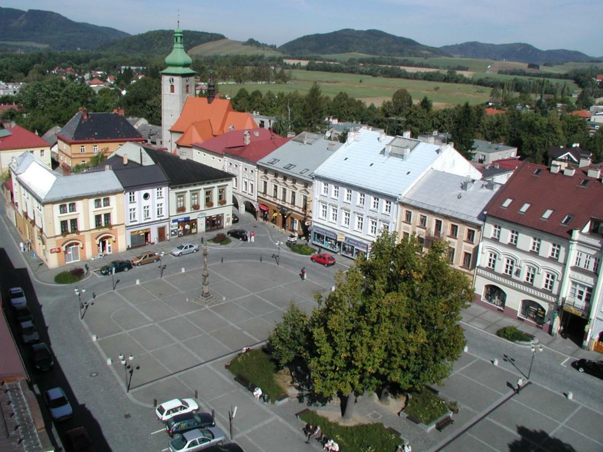 V Prirode Na Okraji Frenstatu Pod Radhostem Apartment Frenstat pod Radhostem Luaran gambar
